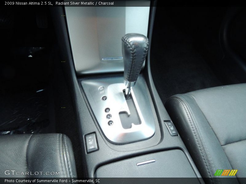 Radiant Silver Metallic / Charcoal 2009 Nissan Altima 2.5 SL