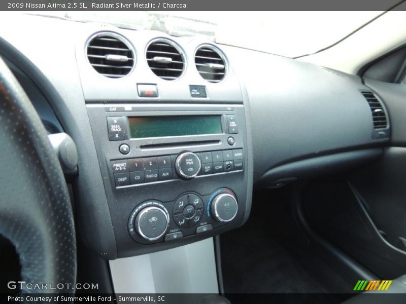 Radiant Silver Metallic / Charcoal 2009 Nissan Altima 2.5 SL