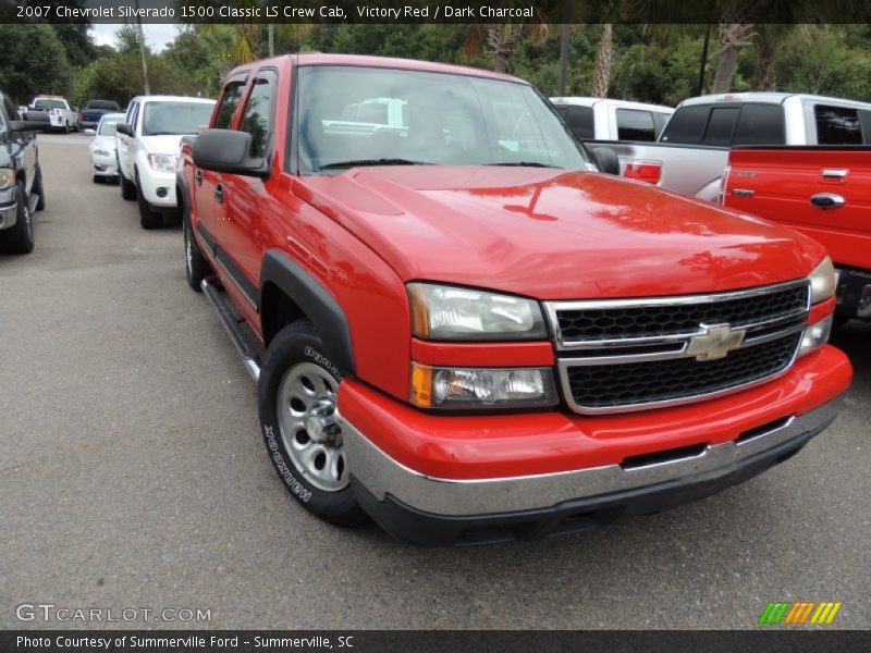 Victory Red / Dark Charcoal 2007 Chevrolet Silverado 1500 Classic LS Crew Cab