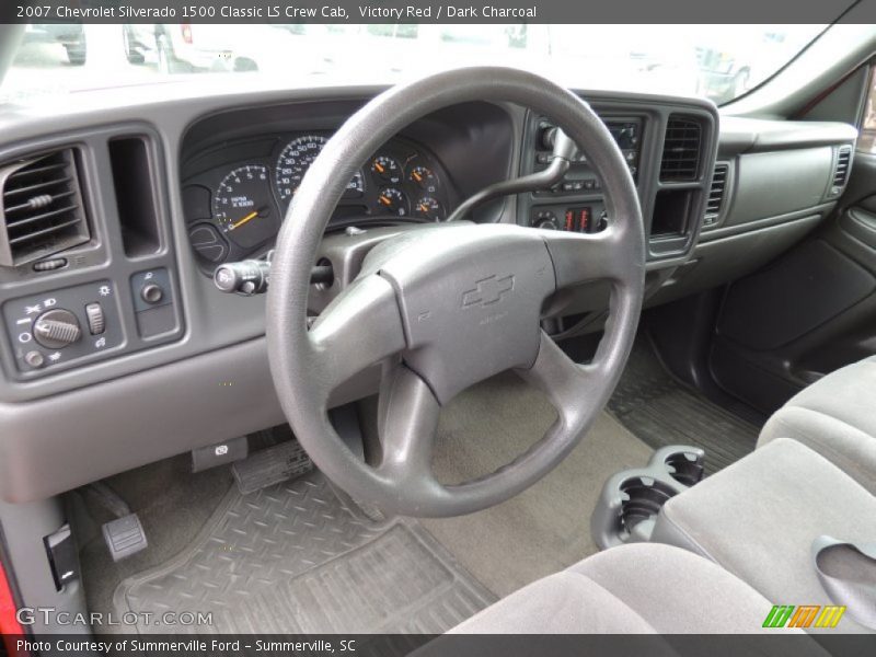 Victory Red / Dark Charcoal 2007 Chevrolet Silverado 1500 Classic LS Crew Cab