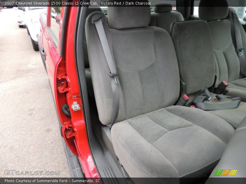 Victory Red / Dark Charcoal 2007 Chevrolet Silverado 1500 Classic LS Crew Cab