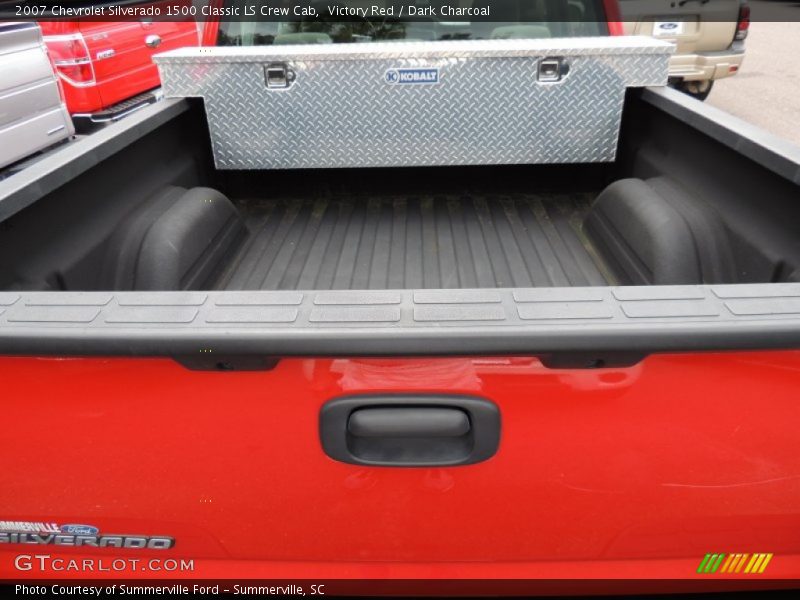 Victory Red / Dark Charcoal 2007 Chevrolet Silverado 1500 Classic LS Crew Cab