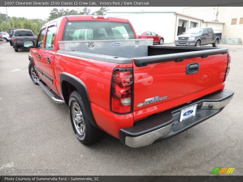 Victory Red / Dark Charcoal 2007 Chevrolet Silverado 1500 Classic LS Crew Cab