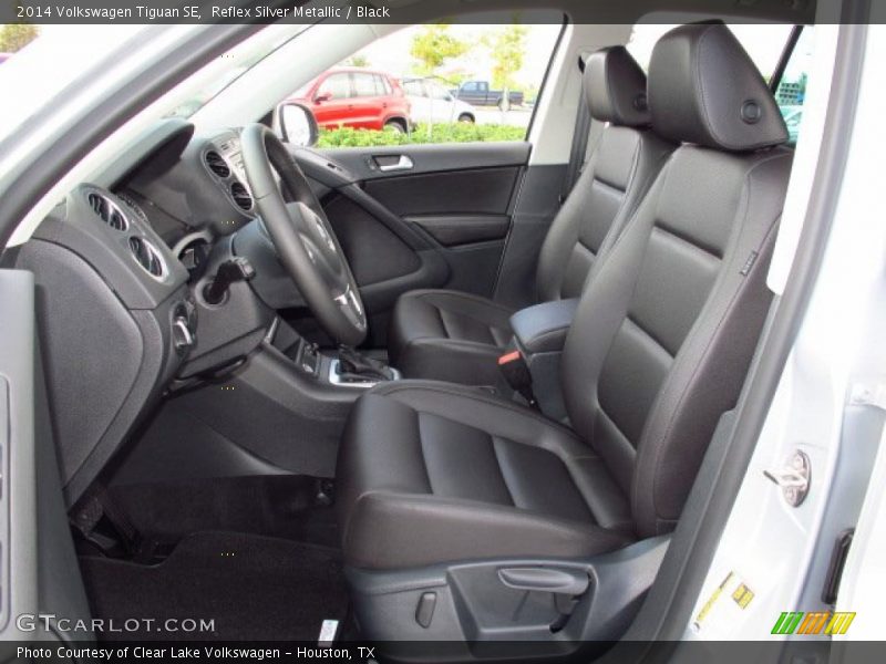 Reflex Silver Metallic / Black 2014 Volkswagen Tiguan SE