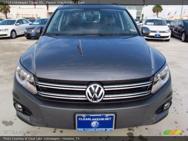 Pepper Gray Metallic / Black 2014 Volkswagen Tiguan SEL