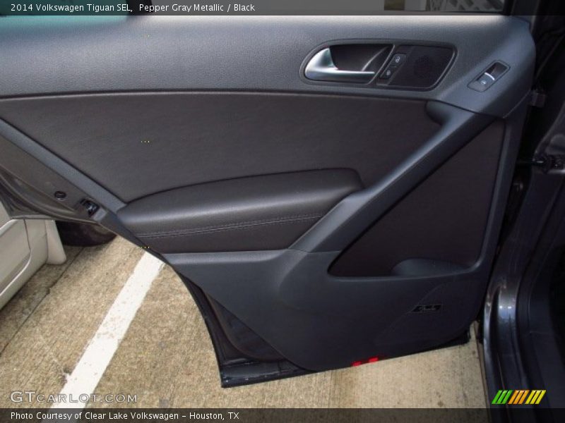 Pepper Gray Metallic / Black 2014 Volkswagen Tiguan SEL
