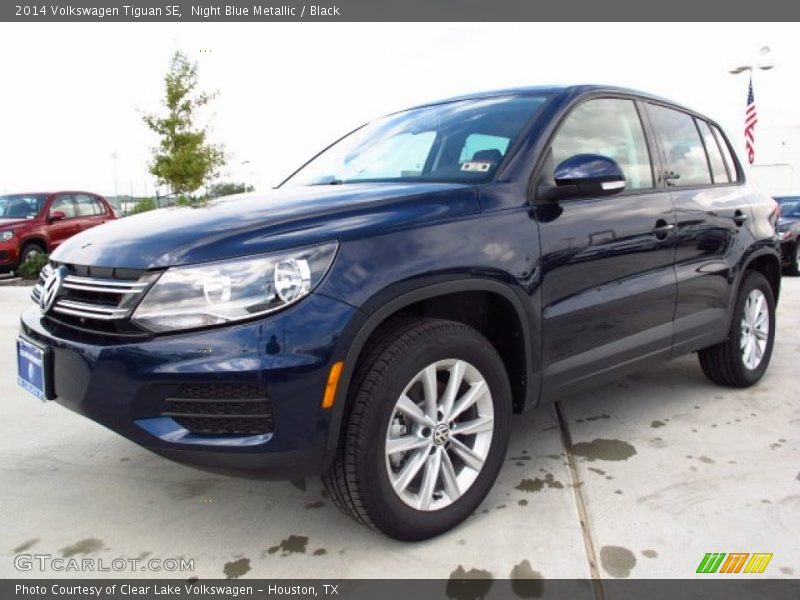 Night Blue Metallic / Black 2014 Volkswagen Tiguan SE