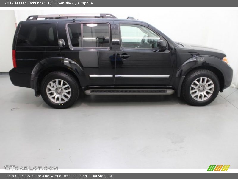 Super Black / Graphite 2012 Nissan Pathfinder LE