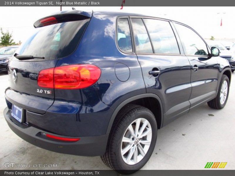 Night Blue Metallic / Black 2014 Volkswagen Tiguan SE