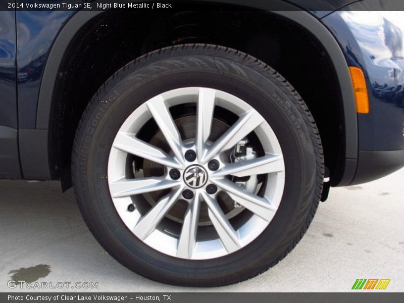 Night Blue Metallic / Black 2014 Volkswagen Tiguan SE
