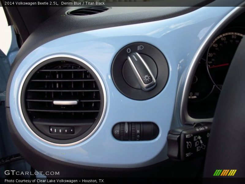 Denim Blue / Titan Black 2014 Volkswagen Beetle 2.5L