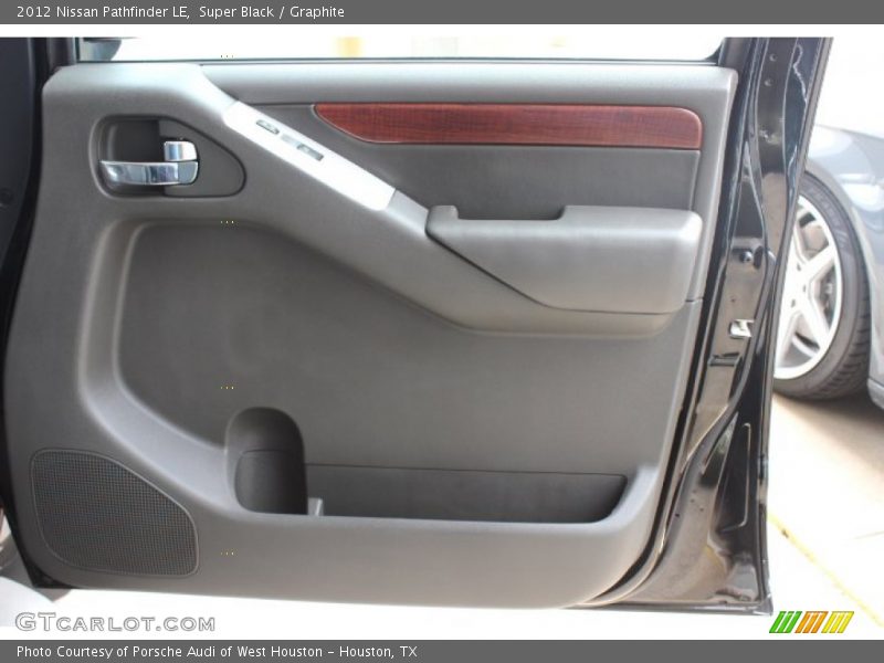 Super Black / Graphite 2012 Nissan Pathfinder LE