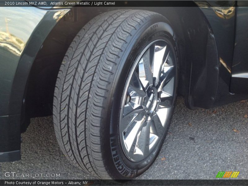 Atlantis Green Metallic / Light Camel 2010 Lincoln MKZ AWD
