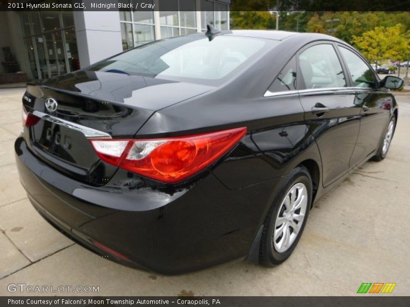 Midnight Black / Gray 2011 Hyundai Sonata GLS