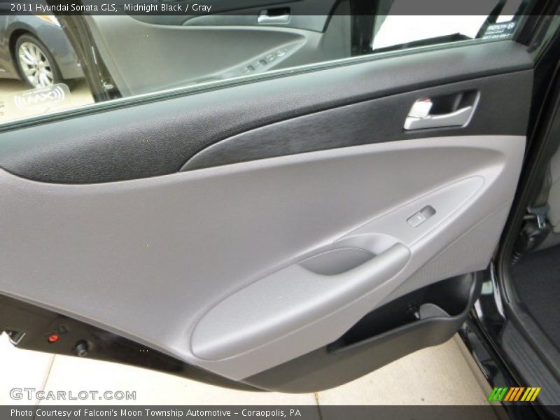 Midnight Black / Gray 2011 Hyundai Sonata GLS