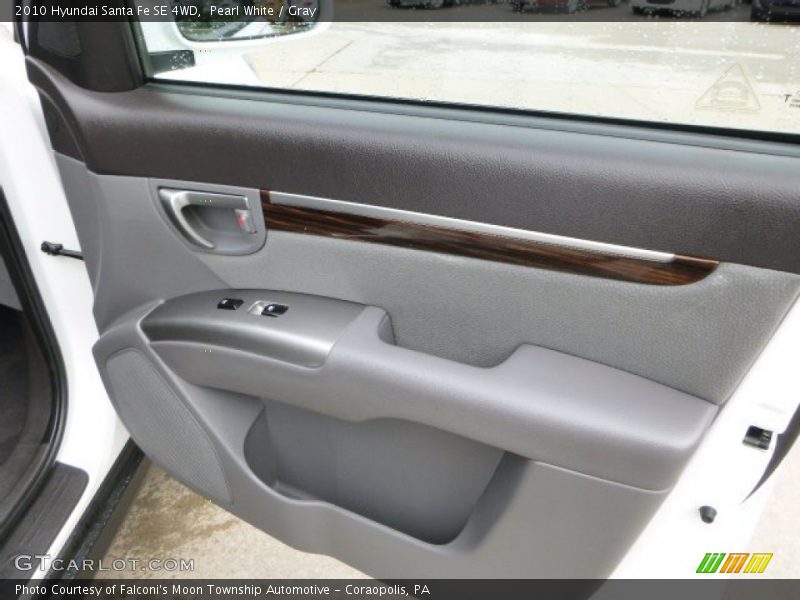 Pearl White / Gray 2010 Hyundai Santa Fe SE 4WD