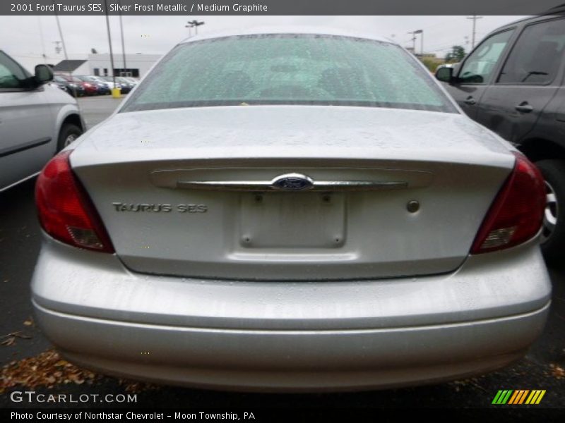 Silver Frost Metallic / Medium Graphite 2001 Ford Taurus SES