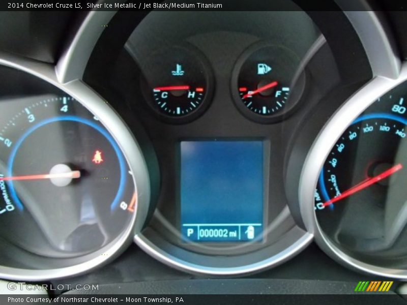 Silver Ice Metallic / Jet Black/Medium Titanium 2014 Chevrolet Cruze LS
