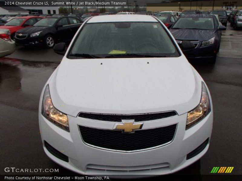 Summit White / Jet Black/Medium Titanium 2014 Chevrolet Cruze LS