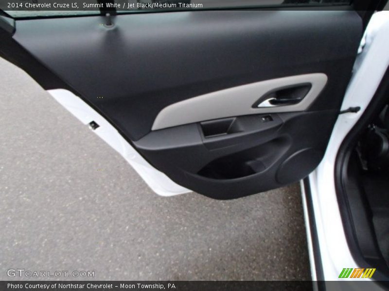 Summit White / Jet Black/Medium Titanium 2014 Chevrolet Cruze LS