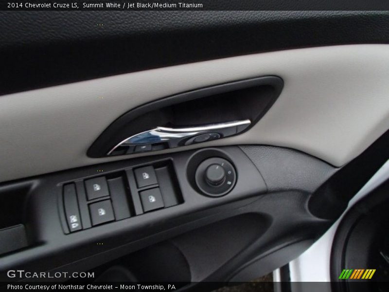 Summit White / Jet Black/Medium Titanium 2014 Chevrolet Cruze LS