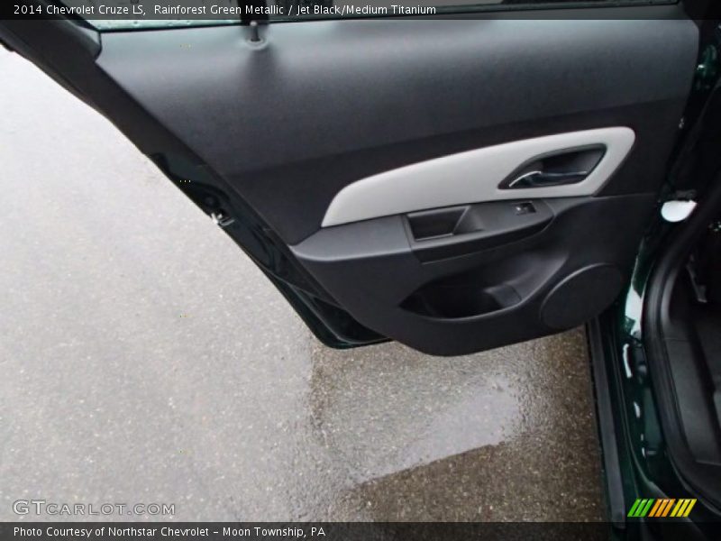 Rainforest Green Metallic / Jet Black/Medium Titanium 2014 Chevrolet Cruze LS
