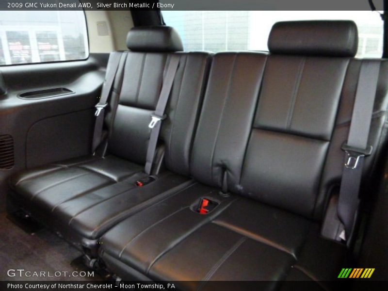 Silver Birch Metallic / Ebony 2009 GMC Yukon Denali AWD