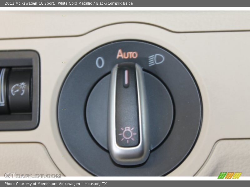 White Gold Metallic / Black/Cornsilk Beige 2012 Volkswagen CC Sport