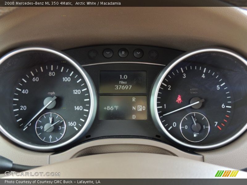 Arctic White / Macadamia 2008 Mercedes-Benz ML 350 4Matic