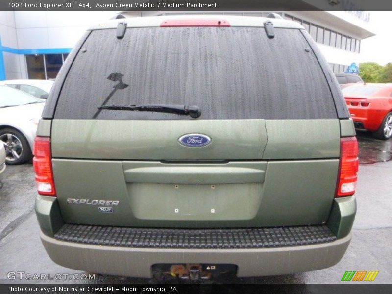 Aspen Green Metallic / Medium Parchment 2002 Ford Explorer XLT 4x4