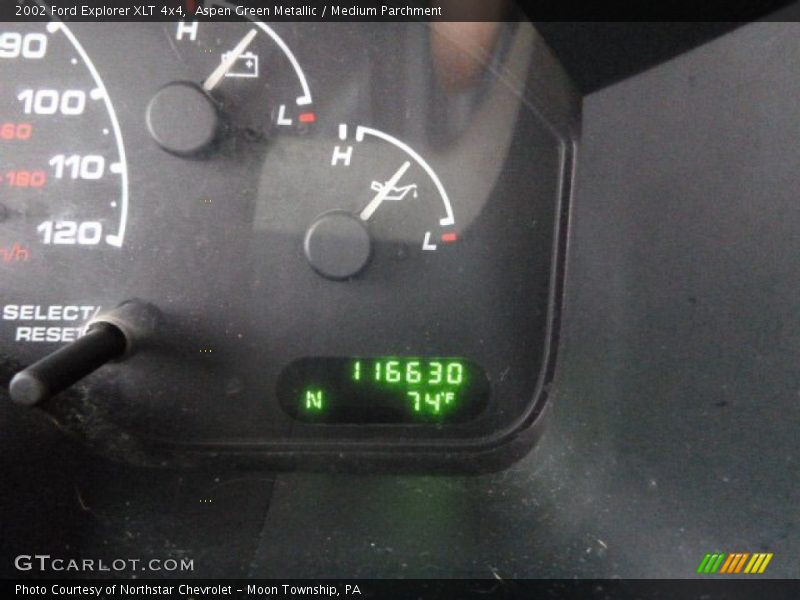 Aspen Green Metallic / Medium Parchment 2002 Ford Explorer XLT 4x4