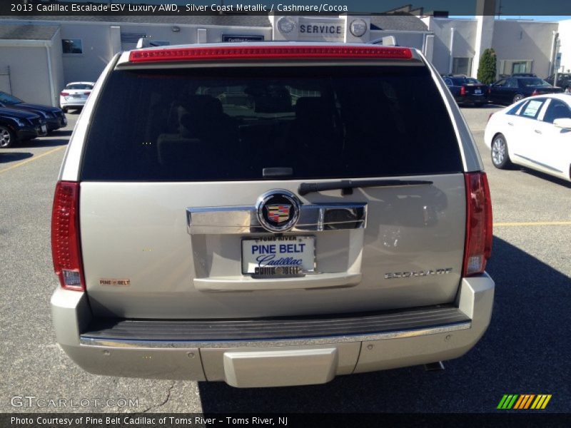 Silver Coast Metallic / Cashmere/Cocoa 2013 Cadillac Escalade ESV Luxury AWD