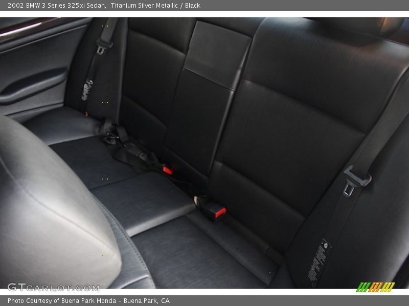 Titanium Silver Metallic / Black 2002 BMW 3 Series 325xi Sedan