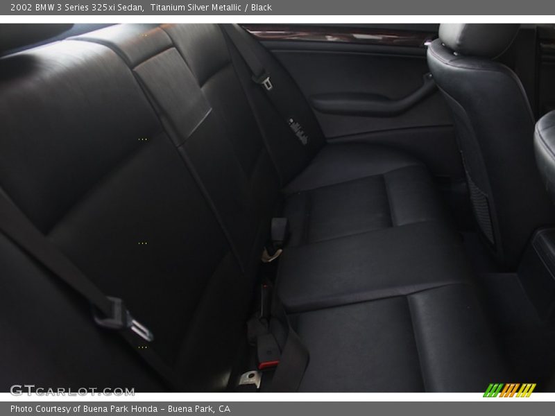 Titanium Silver Metallic / Black 2002 BMW 3 Series 325xi Sedan
