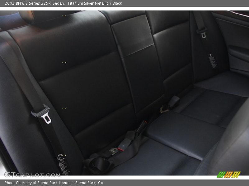 Titanium Silver Metallic / Black 2002 BMW 3 Series 325xi Sedan