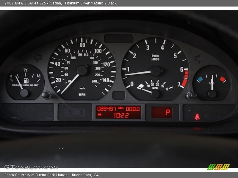 Titanium Silver Metallic / Black 2002 BMW 3 Series 325xi Sedan