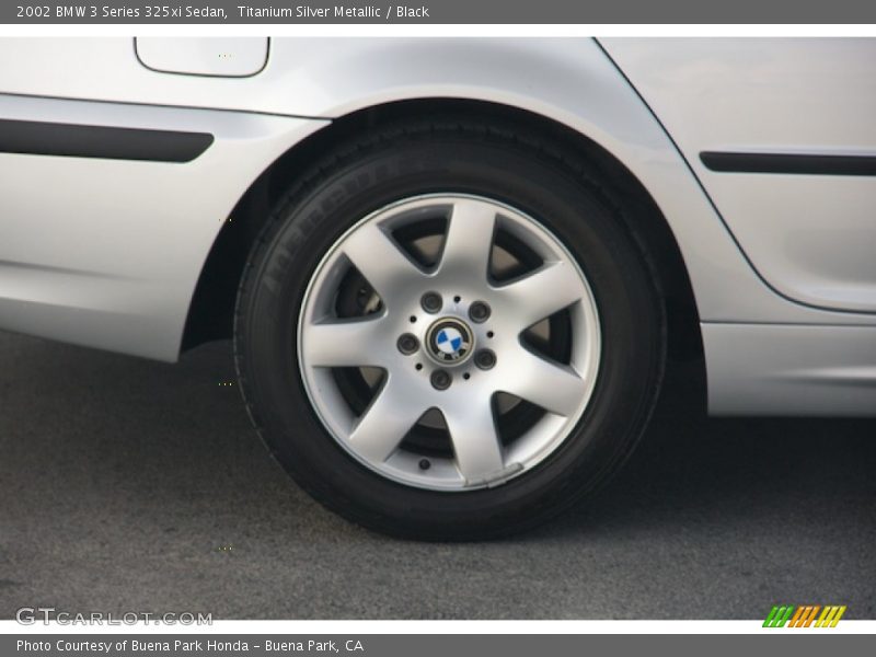 Titanium Silver Metallic / Black 2002 BMW 3 Series 325xi Sedan