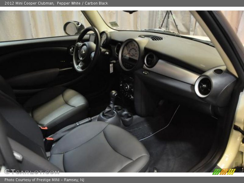 Pepper White / Carbon Black 2012 Mini Cooper Clubman