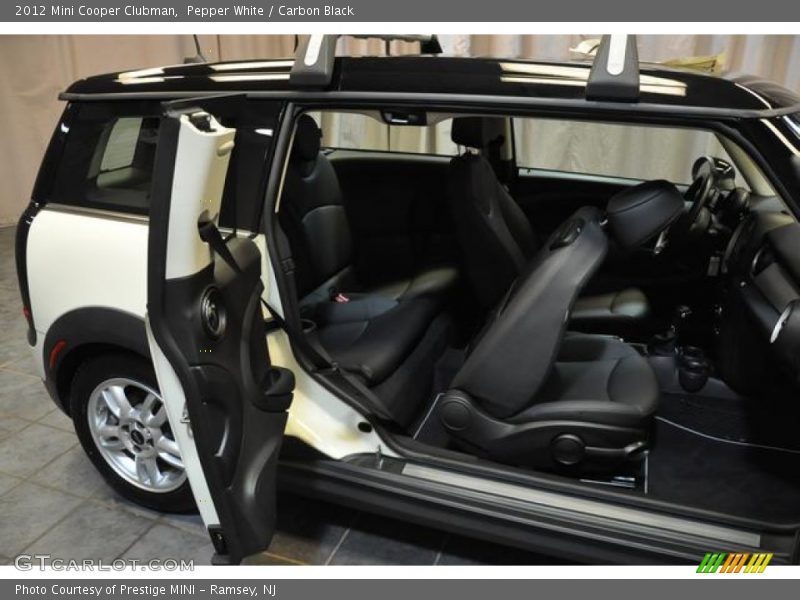 Pepper White / Carbon Black 2012 Mini Cooper Clubman