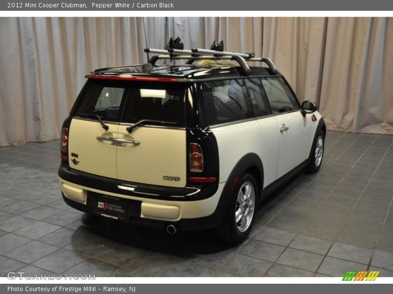Pepper White / Carbon Black 2012 Mini Cooper Clubman