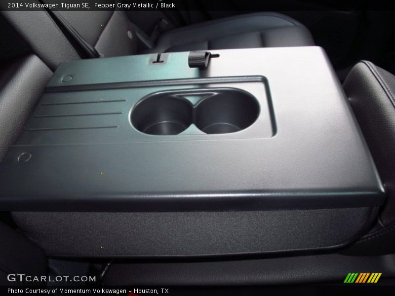 Pepper Gray Metallic / Black 2014 Volkswagen Tiguan SE