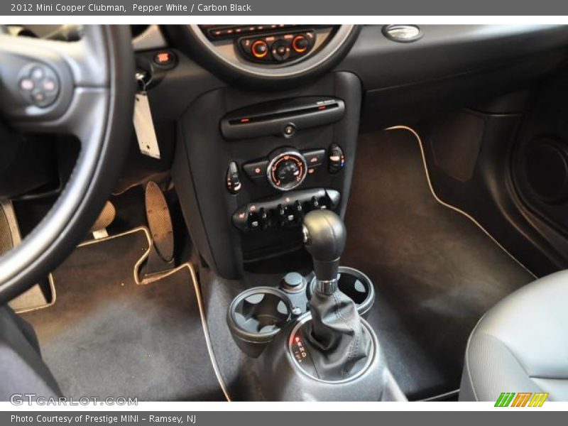 Pepper White / Carbon Black 2012 Mini Cooper Clubman