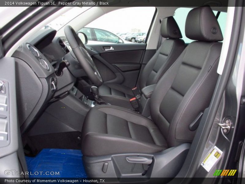 Pepper Gray Metallic / Black 2014 Volkswagen Tiguan SE