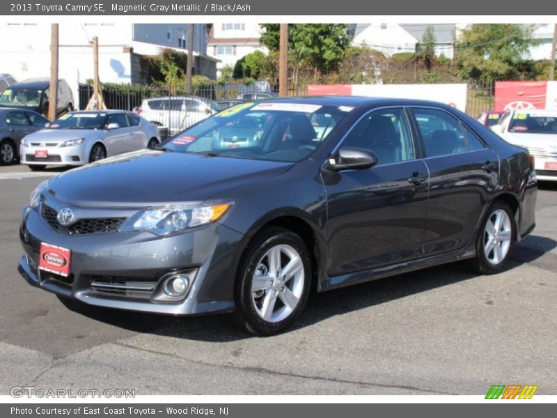 Magnetic Gray Metallic / Black/Ash 2013 Toyota Camry SE