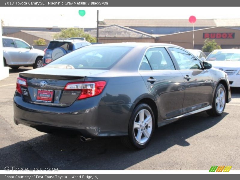 Magnetic Gray Metallic / Black/Ash 2013 Toyota Camry SE