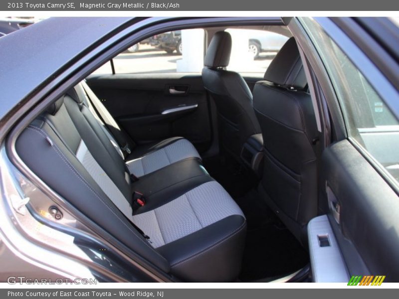 Magnetic Gray Metallic / Black/Ash 2013 Toyota Camry SE