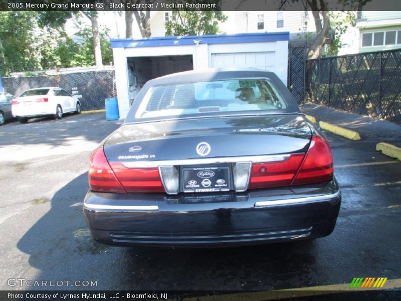 Black Clearcoat / Medium Parchment 2005 Mercury Grand Marquis GS