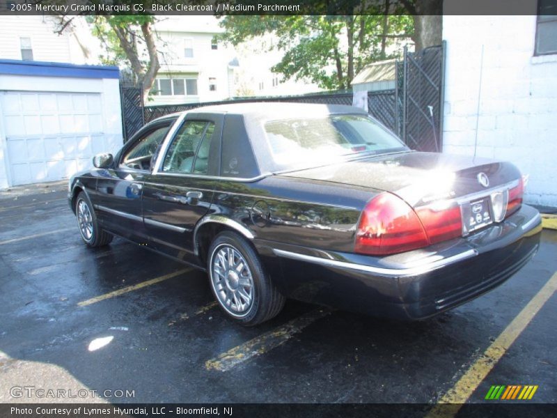 Black Clearcoat / Medium Parchment 2005 Mercury Grand Marquis GS
