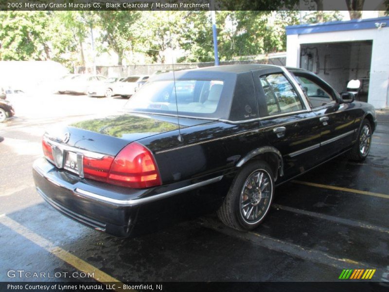 Black Clearcoat / Medium Parchment 2005 Mercury Grand Marquis GS