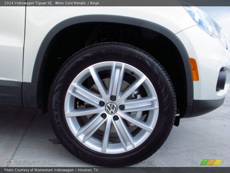 White Gold Metallic / Beige 2014 Volkswagen Tiguan SE